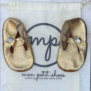 Mon-Petit EUC soft-soled t-strap leather shoes